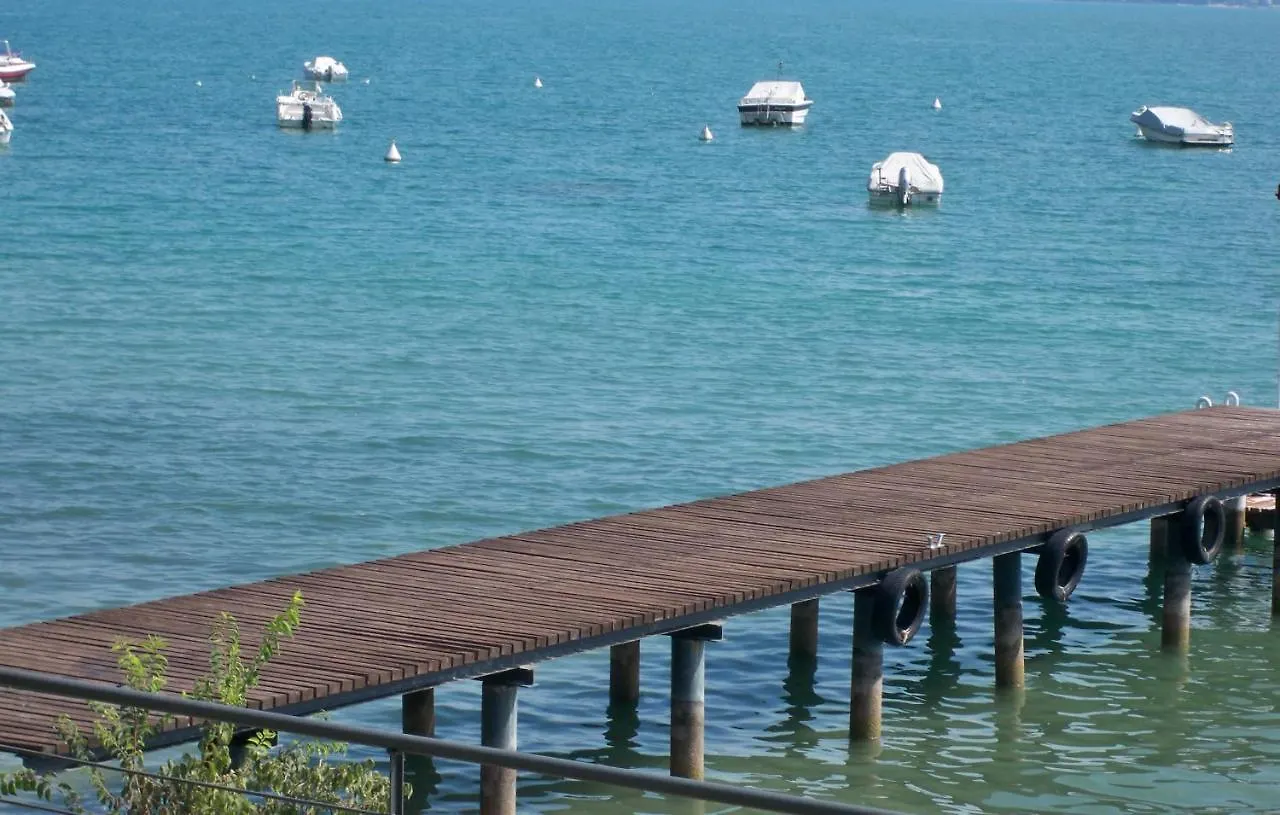 ***  Gardazzurro Aparthotel Padenghe sul Garda Itália