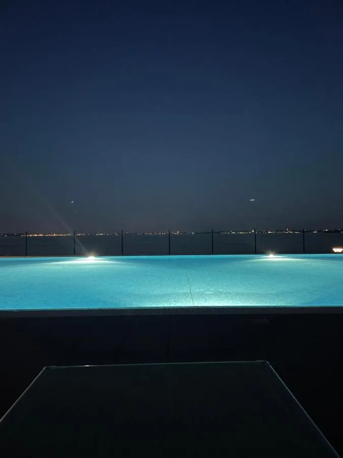 Gardazzurro Aparthotel Padenghe sul Garda 3*,  Itália
