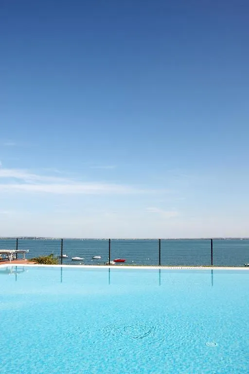 ***  Gardazzurro Aparthotel Padenghe sul Garda Itália